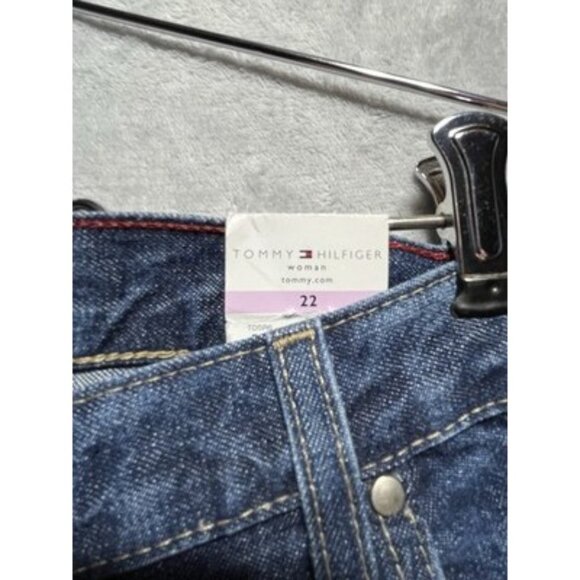 NWT Tommy Hilfiger Size 22 Plus Classic Boot Light Weight Denim Jeans 45x34 - Picture 3 of 12